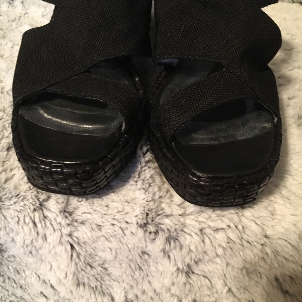 Stuart Weizmann Straw Heels - image 6